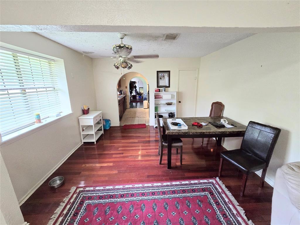 31 Clearview Point Blank, TX 77364 - Photo 8 of 33