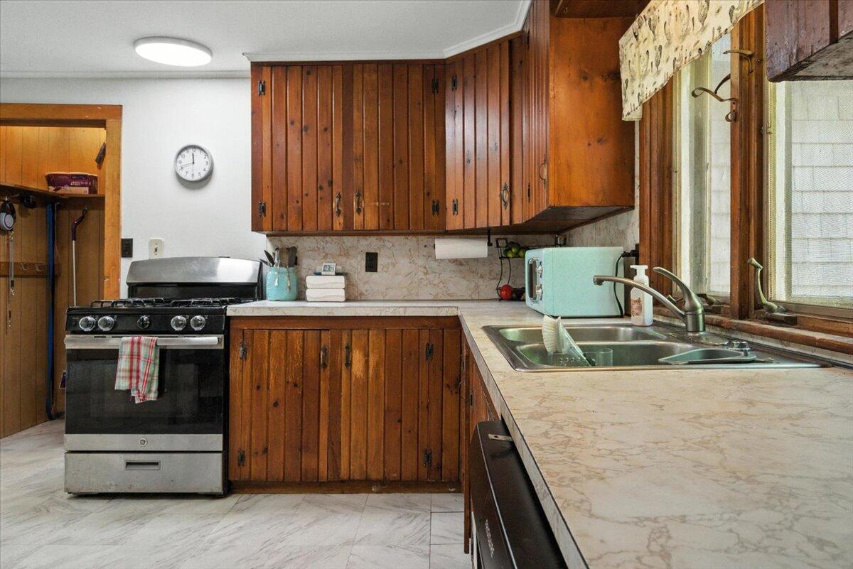 138 Webster Road Farmington, ME 04938 - Photo 11 of 72 76-138 Webster Rd_Farmington_ME-70