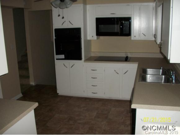 205 Church Road Fairview, NC 28730 - Photo 11 of 24 Gallery Image 11