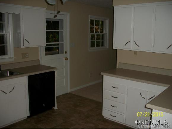 205 Church Road Fairview, NC 28730 - Photo 12 of 24 Gallery Image 12