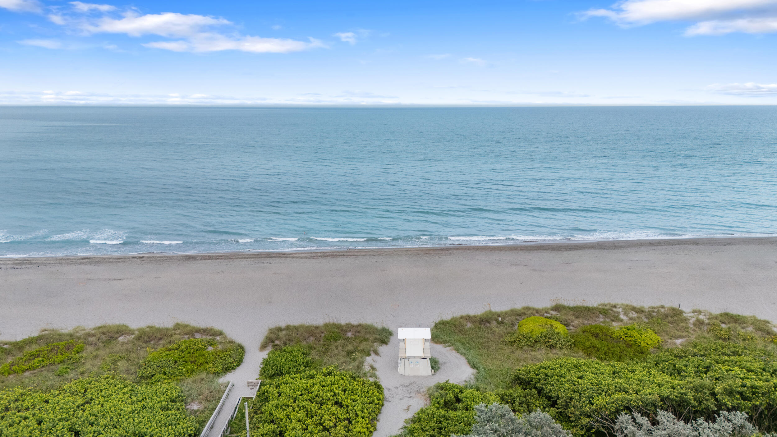 7873 Southeast Sugar Sand Circle Hobe Sound, FL 33455 - Photo 31 of 35 a view of a lake