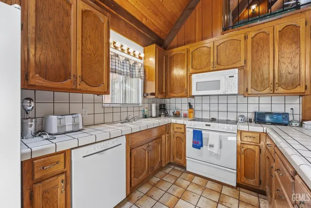 $299,900 | Undisclosed Address, Wofford Heights, CA 93285