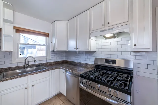 $199,000 | 316 Sangamon Street, Park Forest, IL 60466