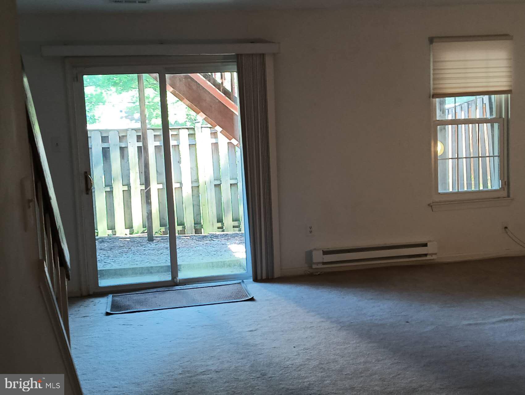 10360 Castlehedge Terrace Silver Spring, MD 20902 - Photo 4 of 11 Gallery Image 4