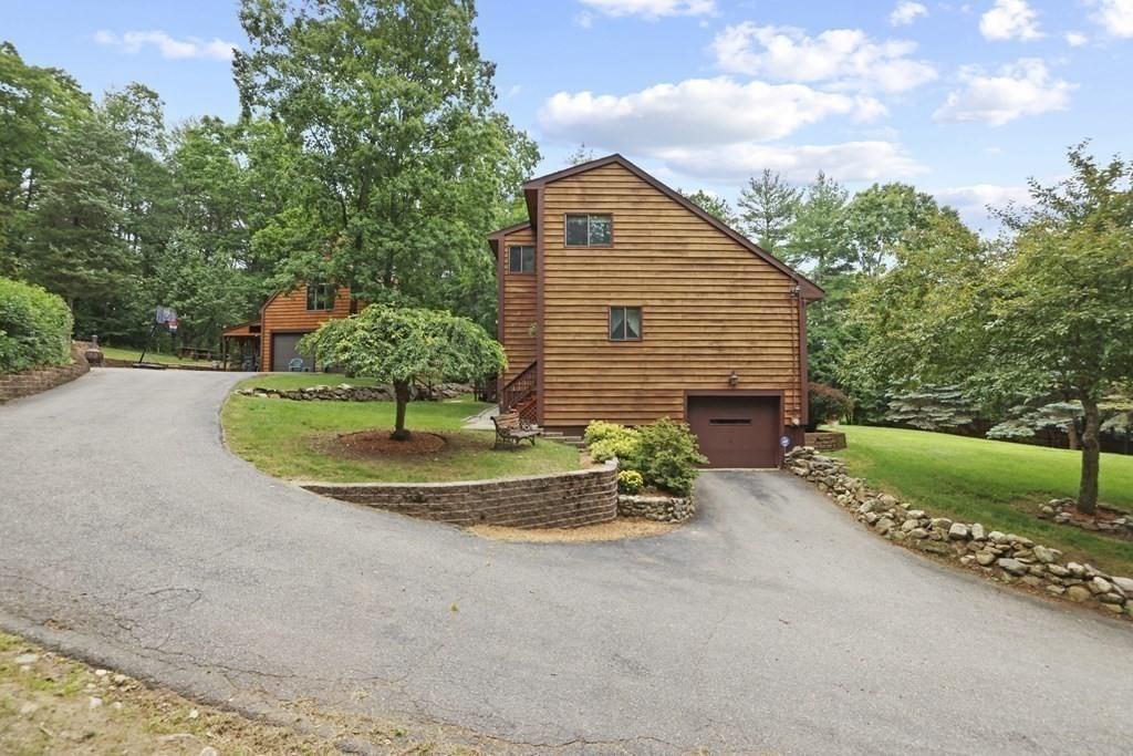 15 Valley Road Hampstead, NH 03841 - Photo 7 of 40