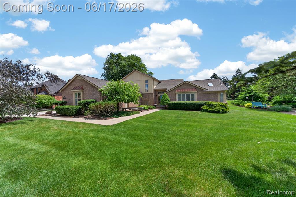 1236 Chaffer Drive Rochester Hills, MI 48306 - Photo 2 of 76