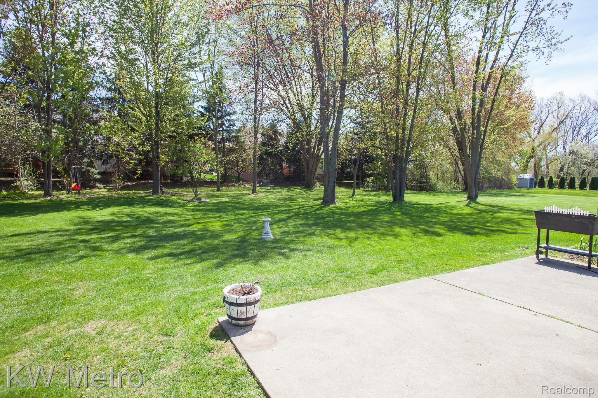 38868 Westchester Road Sterling Heights, MI 48310 - Photo 86 of 88 -86.jpg