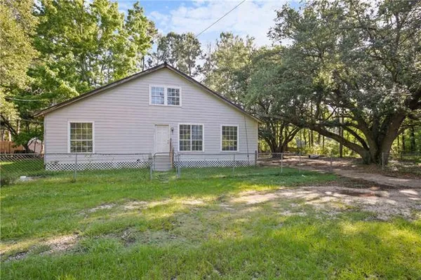 $130,000 | 25567 West Sycamore Street, Lacombe, LA 70445