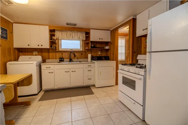 $269,900 | 6351 South State Road 10, Knox, IN 46534