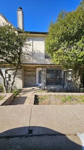 $2,100 | 3934 Brandon Park Drive, Garland, TX 75044