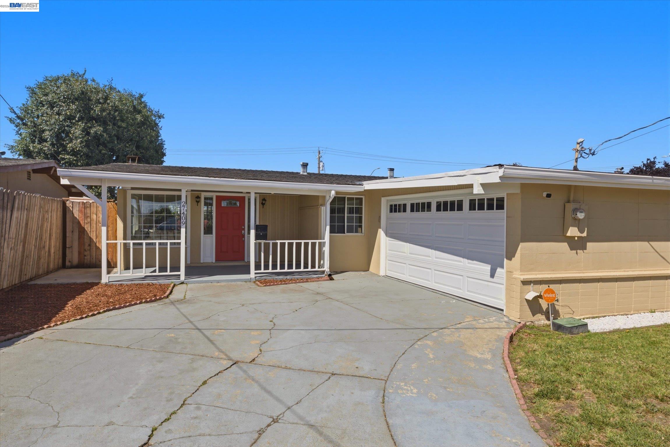 27409 Capri Avenue Hayward, CA 94545 - Photo 5 of 26