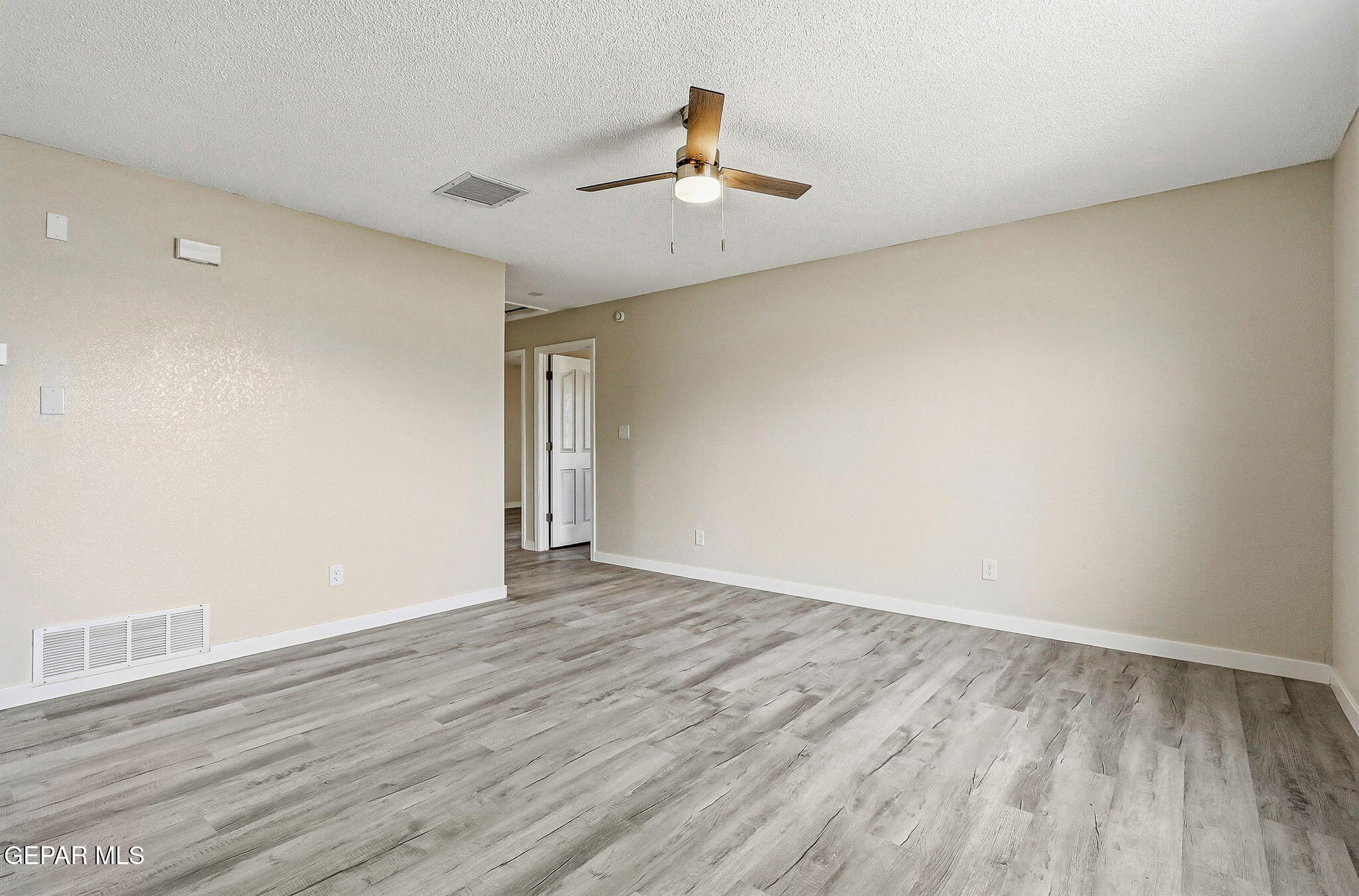 12500 Tierra Norte Road El Paso, TX 79938 - Photo 4 of 32 4-web-or-mls-IMG_7748
