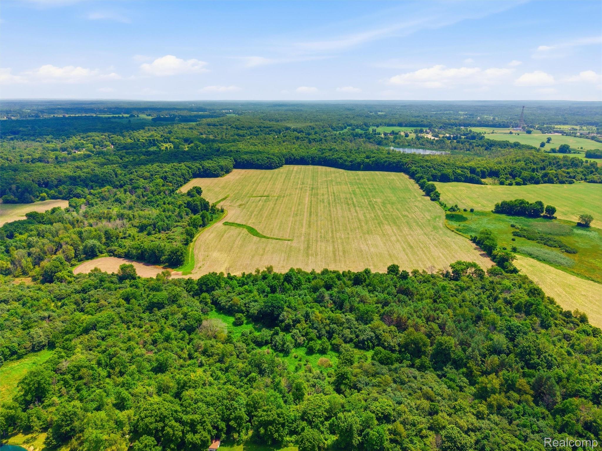 Vl Atlas Road Grand Blanc, MI 48439 - Photo 4 of 8 07-DJI_20260708122504_0101_D.jpg