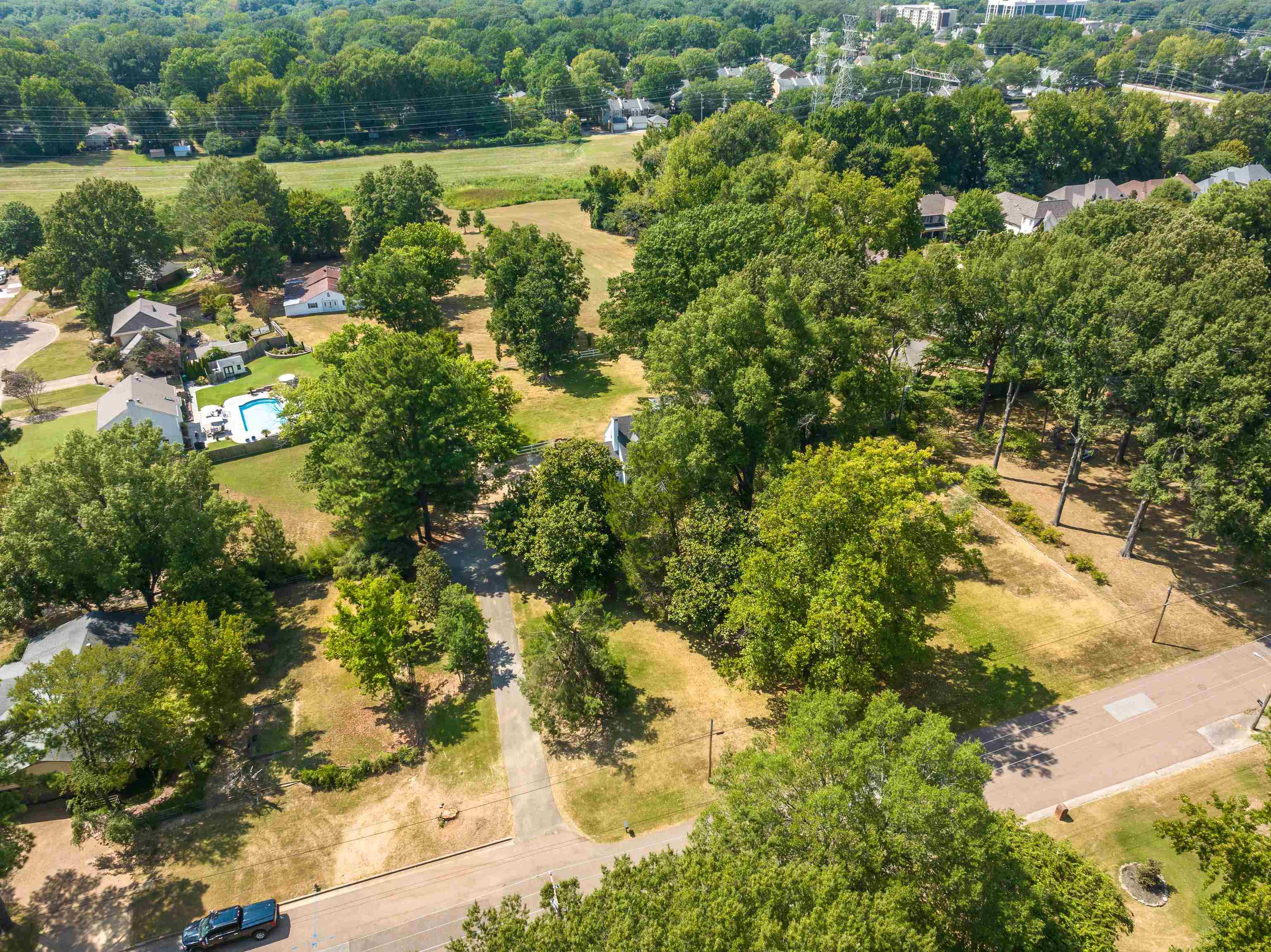 2099 Sunset Road Germantown, TN 38138 - Photo 1 of 39 Gallery Image 1