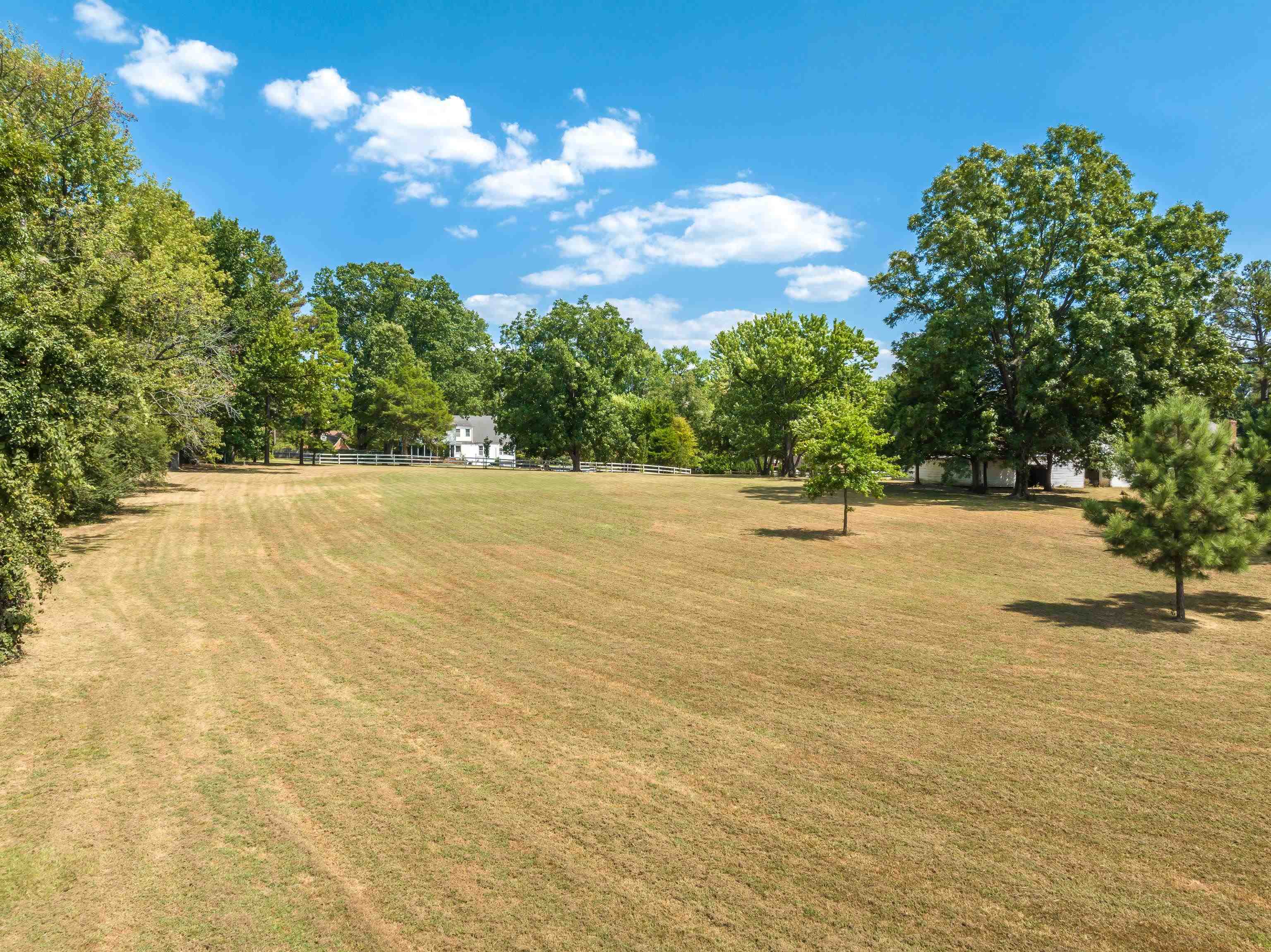2099 Sunset Road Germantown, TN 38138 - Photo 20 of 39 Gallery Image 20