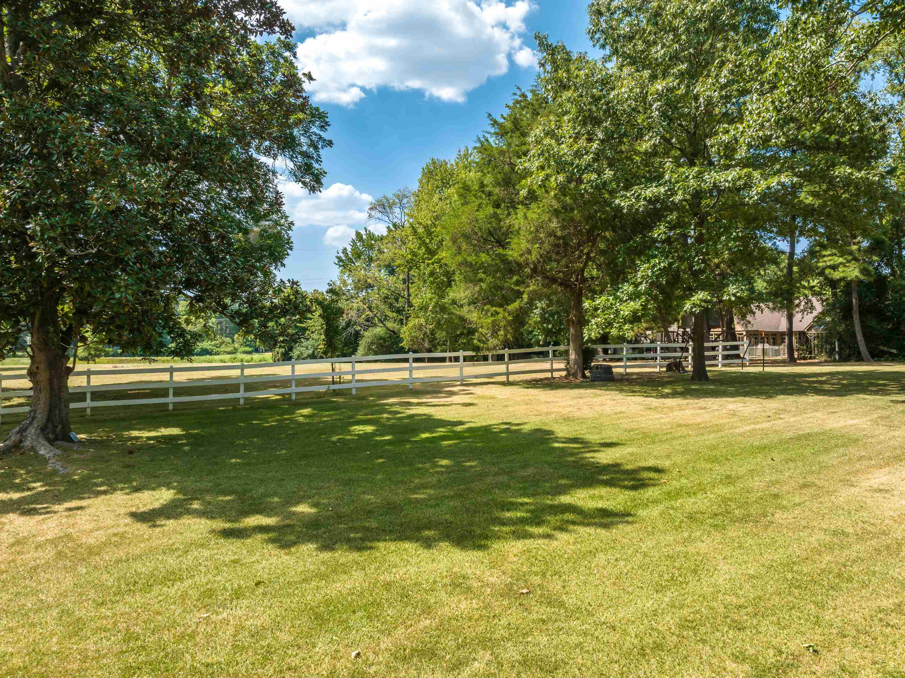 2099 Sunset Road Germantown, TN 38138 - Photo 26 of 39 Gallery Image 26