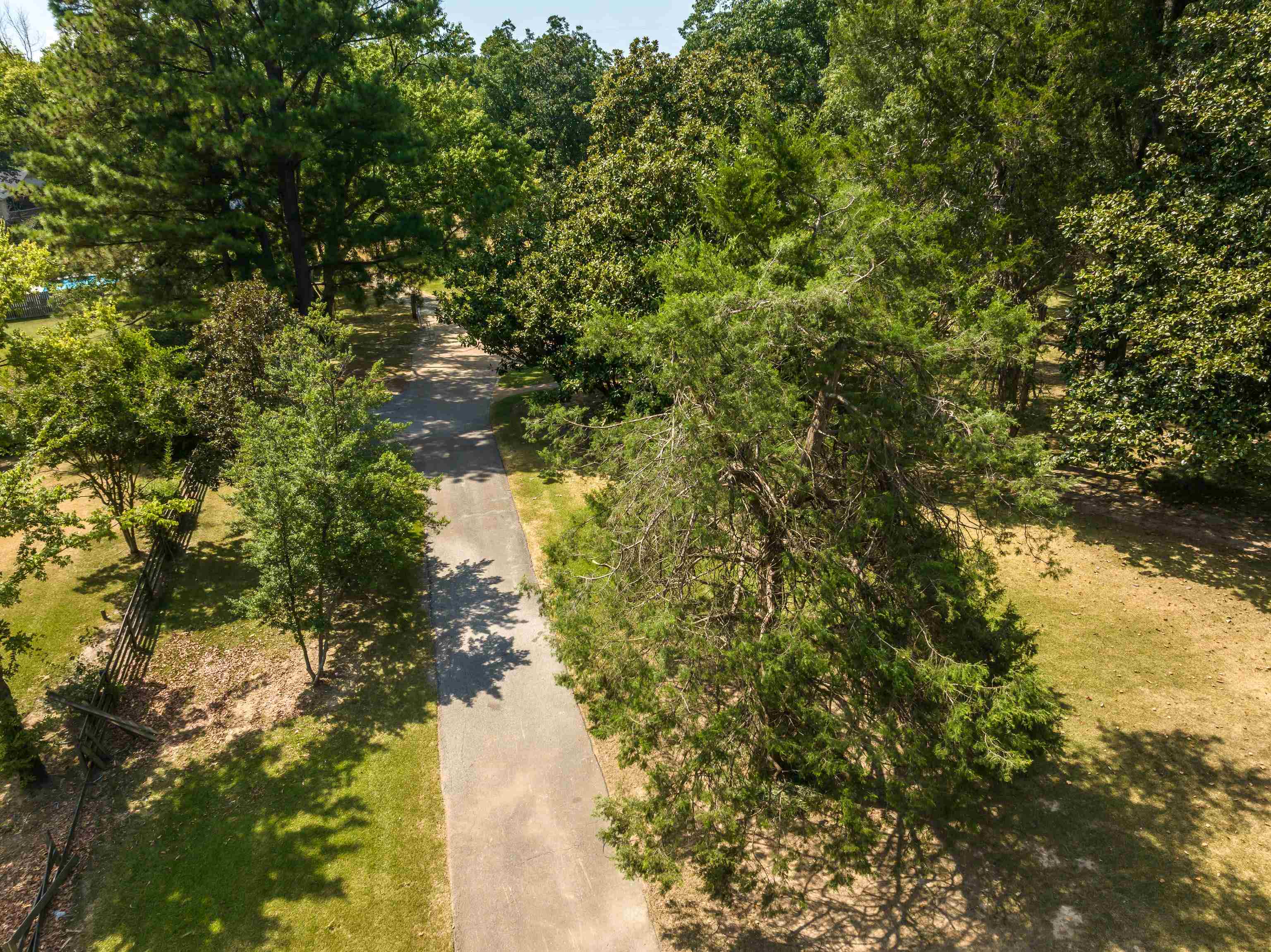 2099 Sunset Road Germantown, TN 38138 - Photo 37 of 39 Gallery Image 37