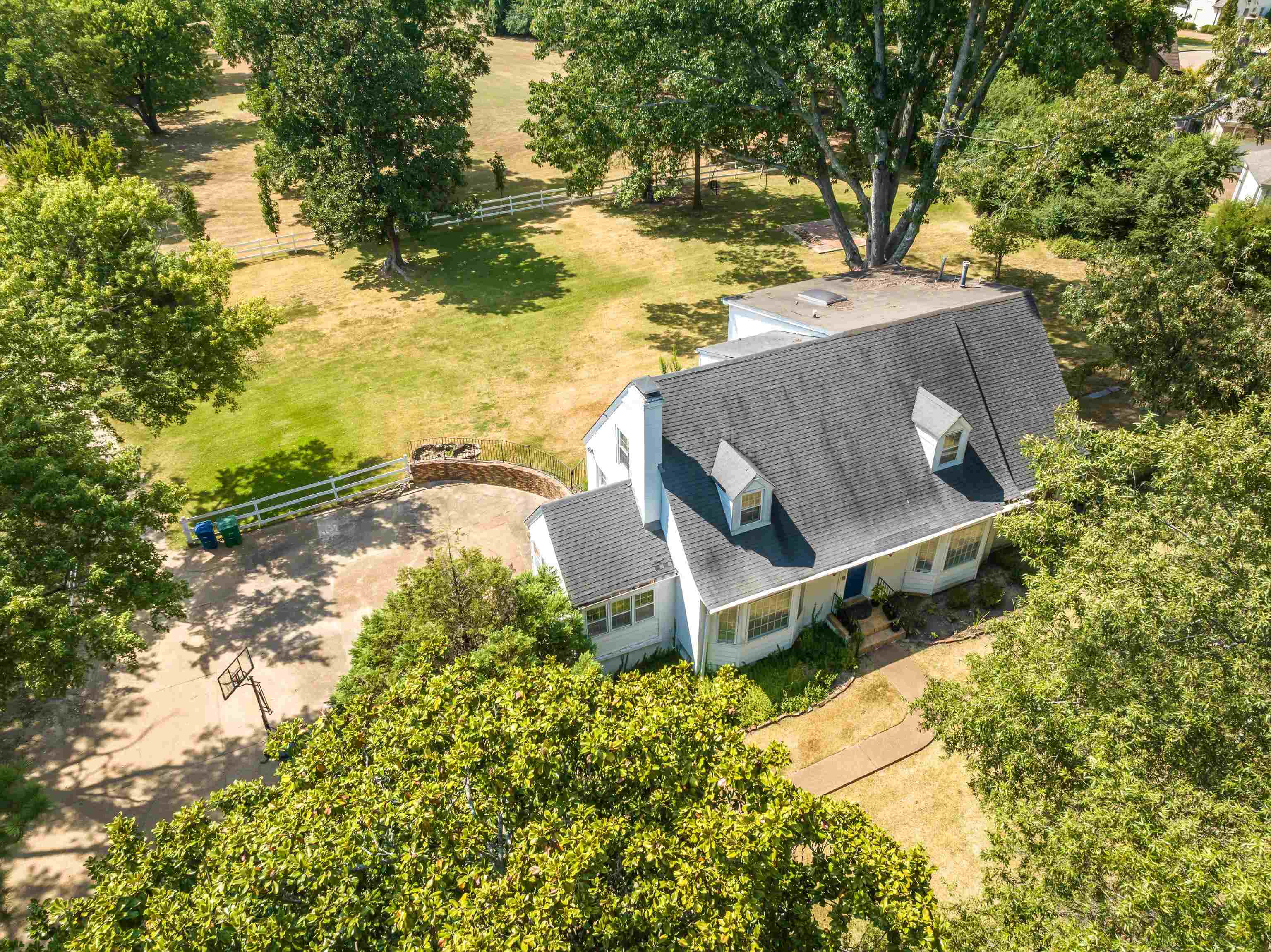2099 Sunset Road Germantown, TN 38138 - Photo 8 of 39 Gallery Image 8