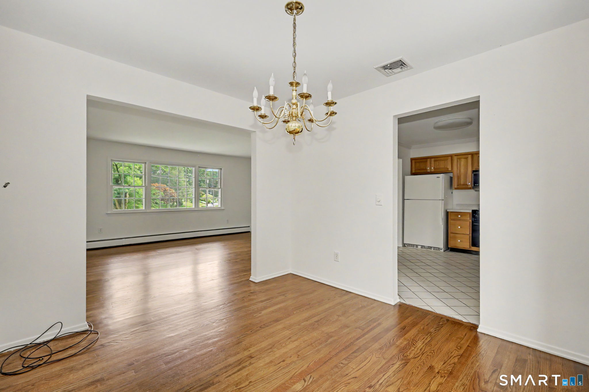 11 Lycett Court Norwalk, CT 06850 - Photo 8 of 19 Gallery Image 8