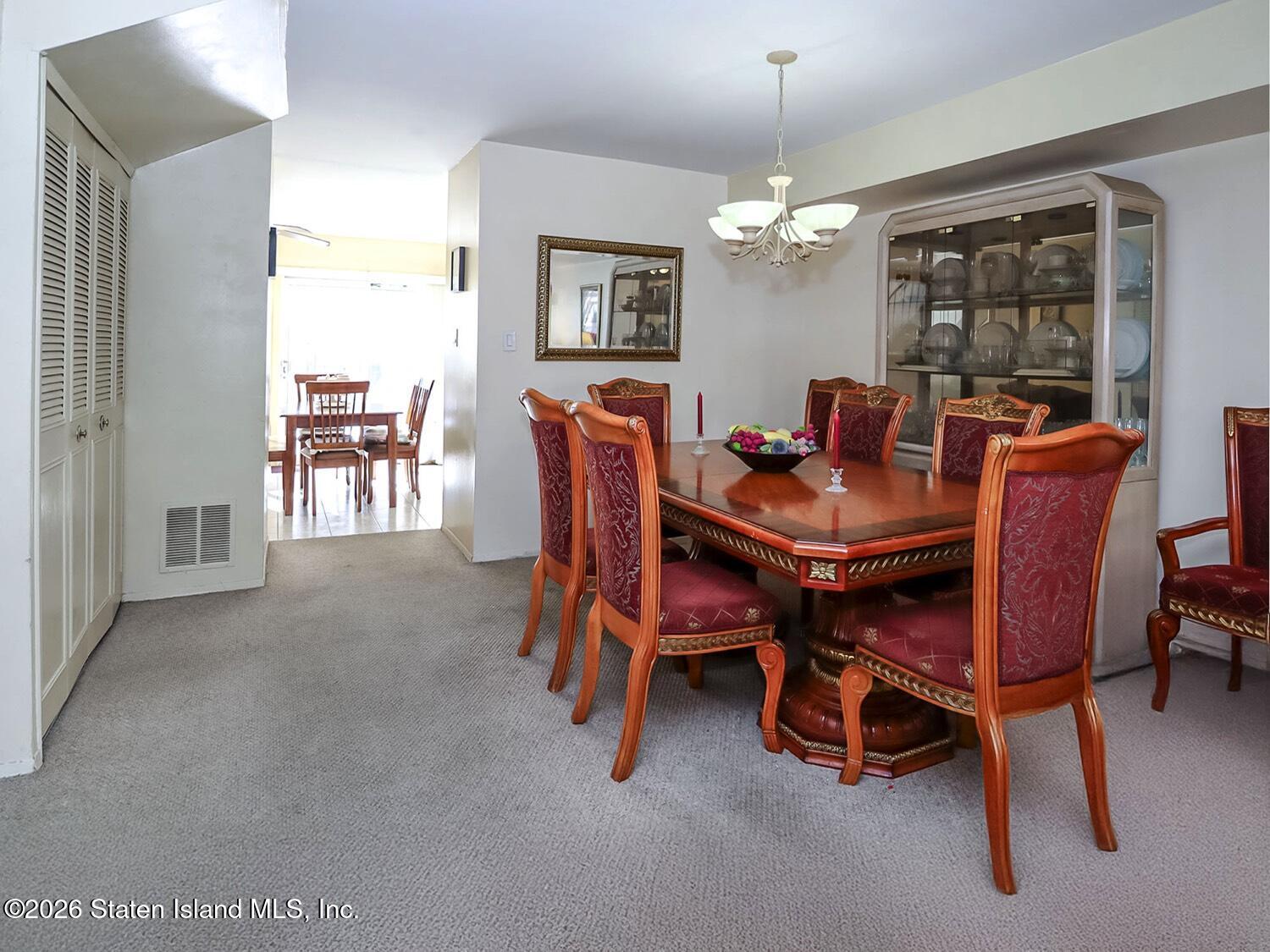 291 D Signs Road, Unit D Staten Island, NY 10314 - Photo 6 of 21 IMG_8365