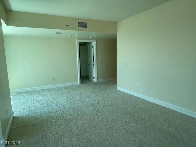 $2,900 | 2700 South Las Vegas Boulevard, Unit 2308, Las Vegas, NV 89109