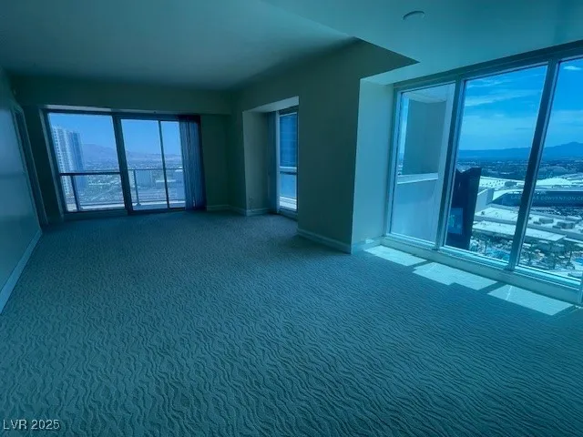 $2,900 | 2700 South Las Vegas Boulevard, Unit 2308, Las Vegas, NV 89109