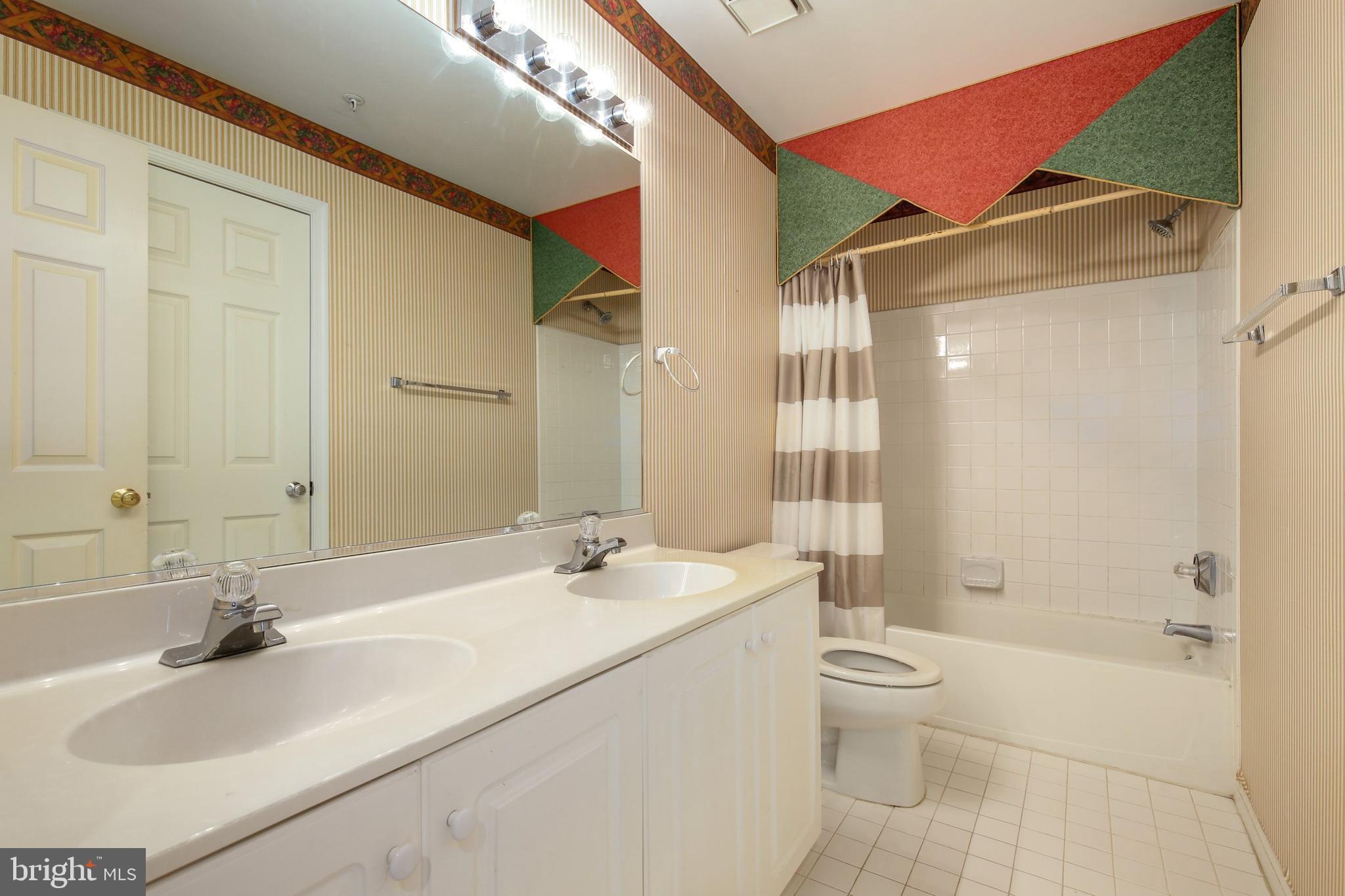 8402 Bells Ridge Terrace Potomac, MD 20854 - Photo 33 of 51 Gallery Image 33