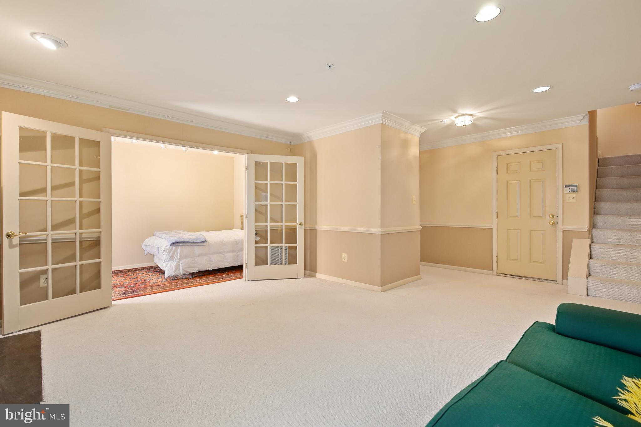 8402 Bells Ridge Terrace Potomac, MD 20854 - Photo 36 of 51 Gallery Image 36