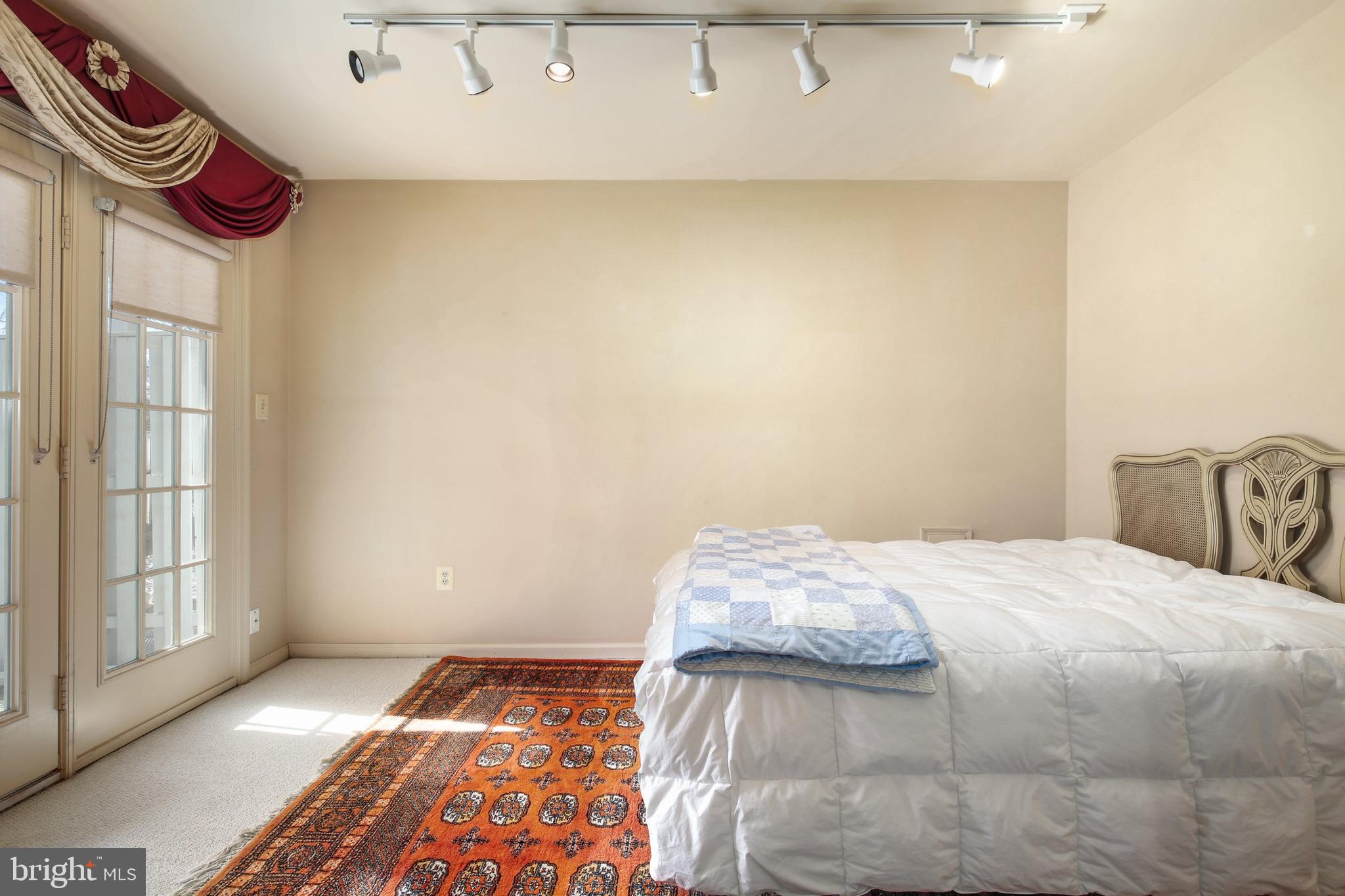 8402 Bells Ridge Terrace Potomac, MD 20854 - Photo 38 of 51 Gallery Image 38