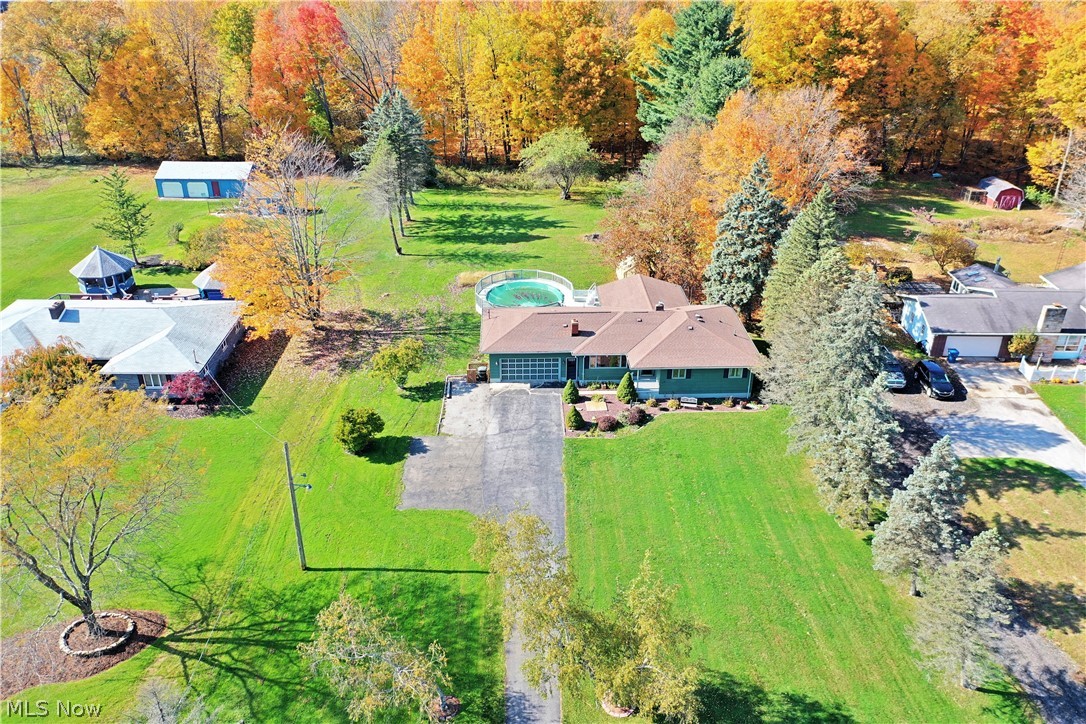 6313 Phillips Rice Road Cortland, OH 44410 - Photo 2 of 35 Gallery Image 2