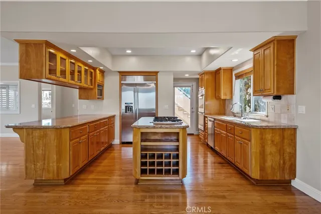 $2,795,000 | 944 5th Street, Hermosa Beach, CA 90254