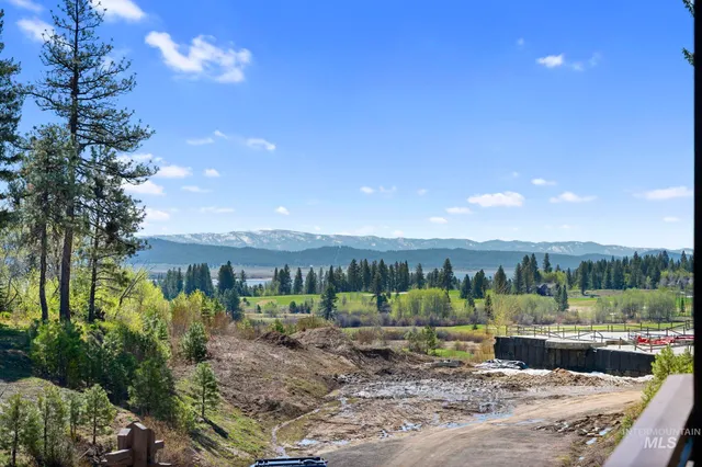 $599,000 | 780 Village Drive, Unit 308, Donnelly, ID 83615