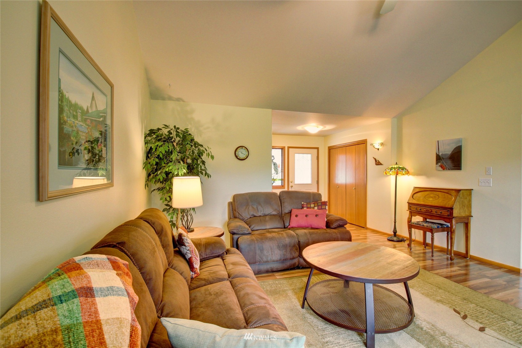 8265 Comox Road Blaine, WA 98230 - Photo 19 of 40 Gallery Image 19