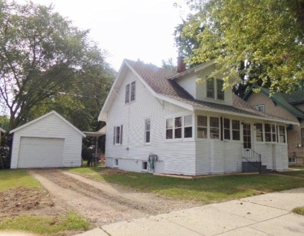 105 Rockingham Avenue Alma, MI 48801 - Photo 22 of 27 1837021-21.JPG