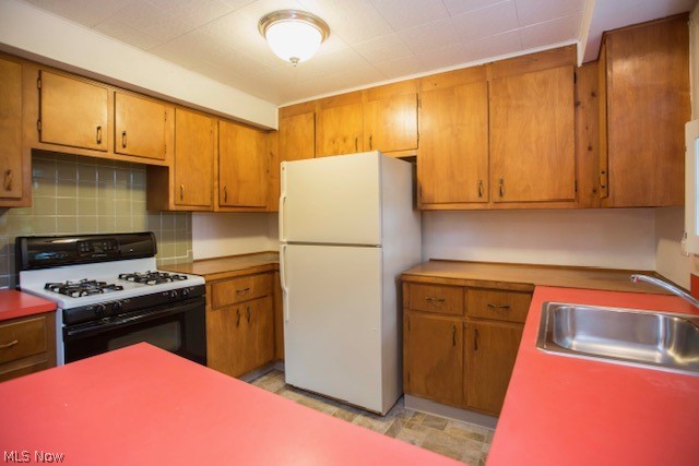 16505 Mayfield Road Huntsburg, OH 44046 - Photo 10 of 35 Gallery Image 10