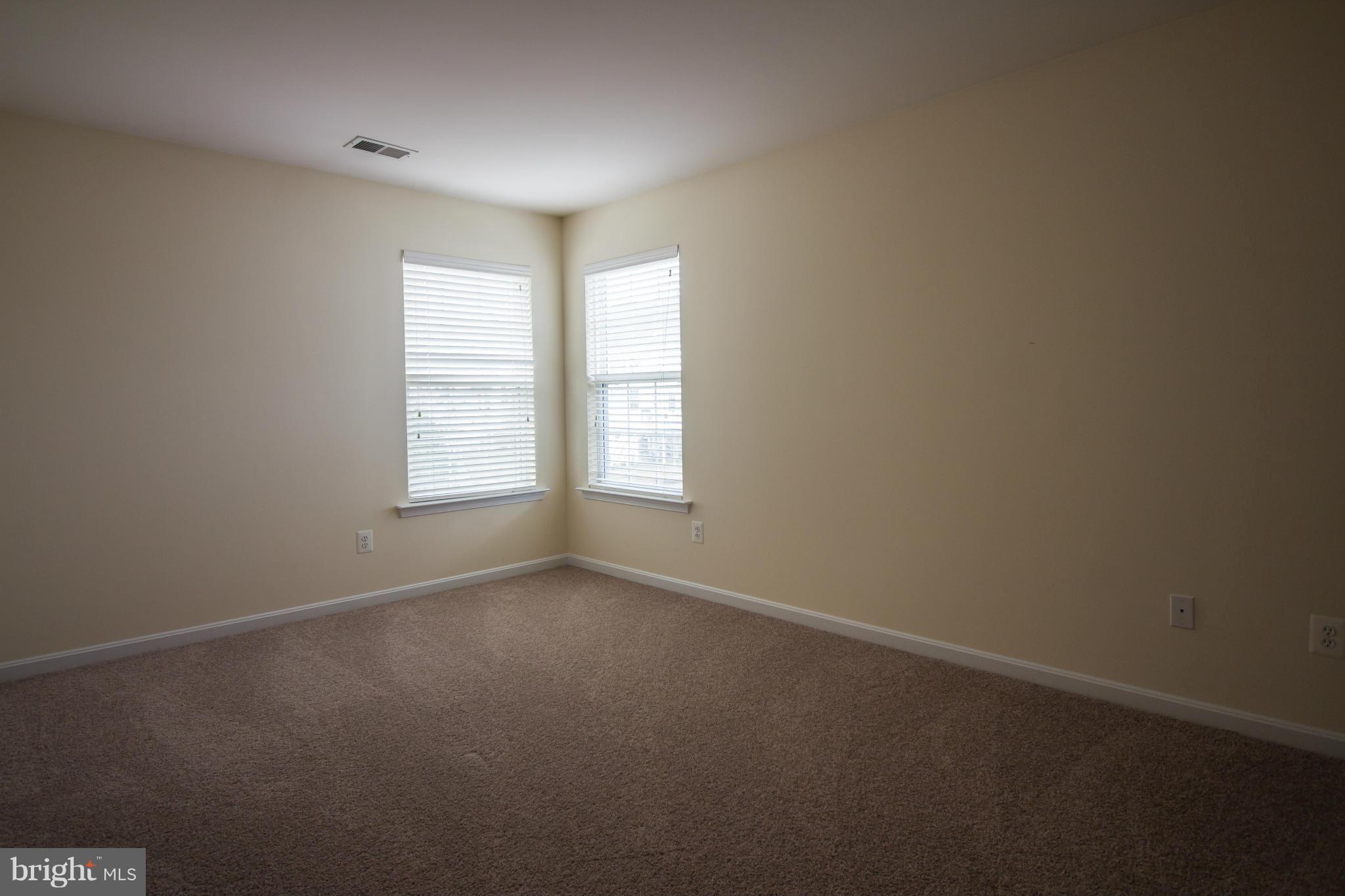 8724 Lords View Loop Gainesville, VA 20155 - Photo 19 of 30 Bedroom