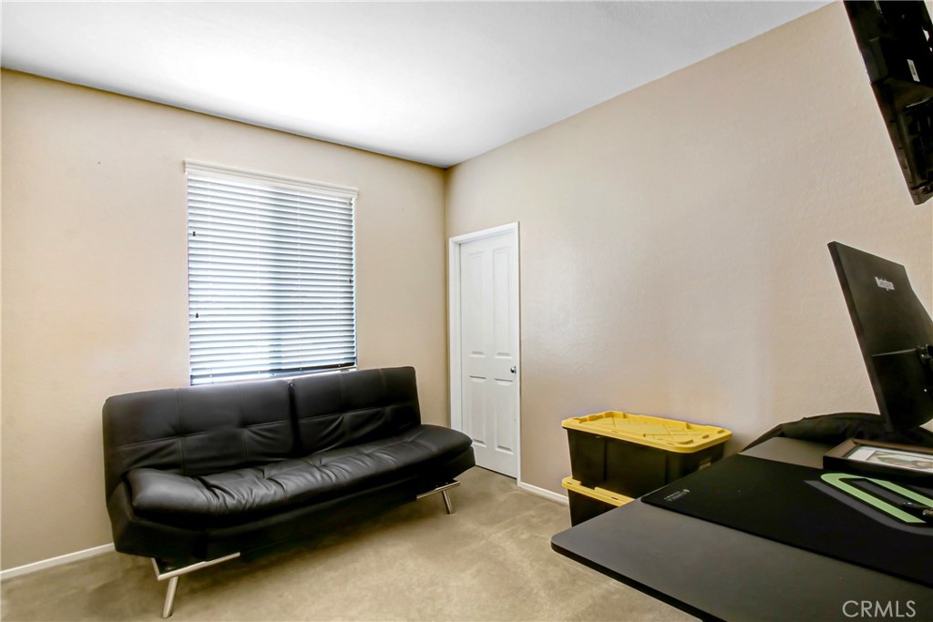 14571 Hummingbird Road Victorville, CA 92394 - Photo 21 of 42