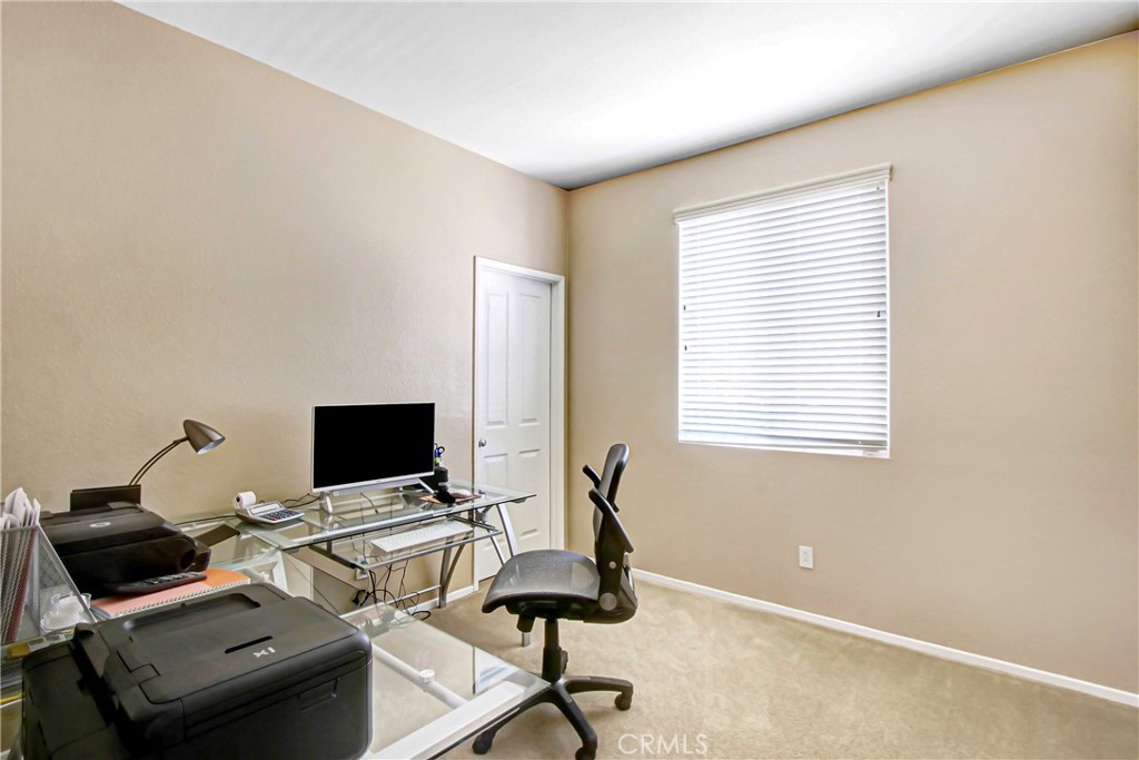 14571 Hummingbird Road Victorville, CA 92394 - Photo 23 of 42