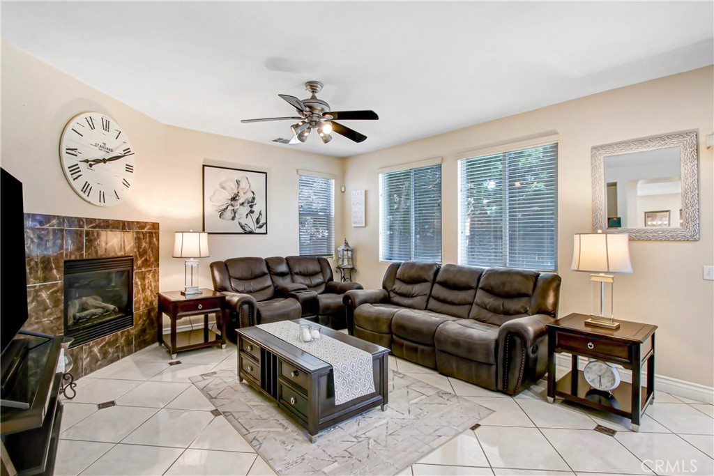 14571 Hummingbird Road Victorville, CA 92394 - Photo 6 of 42