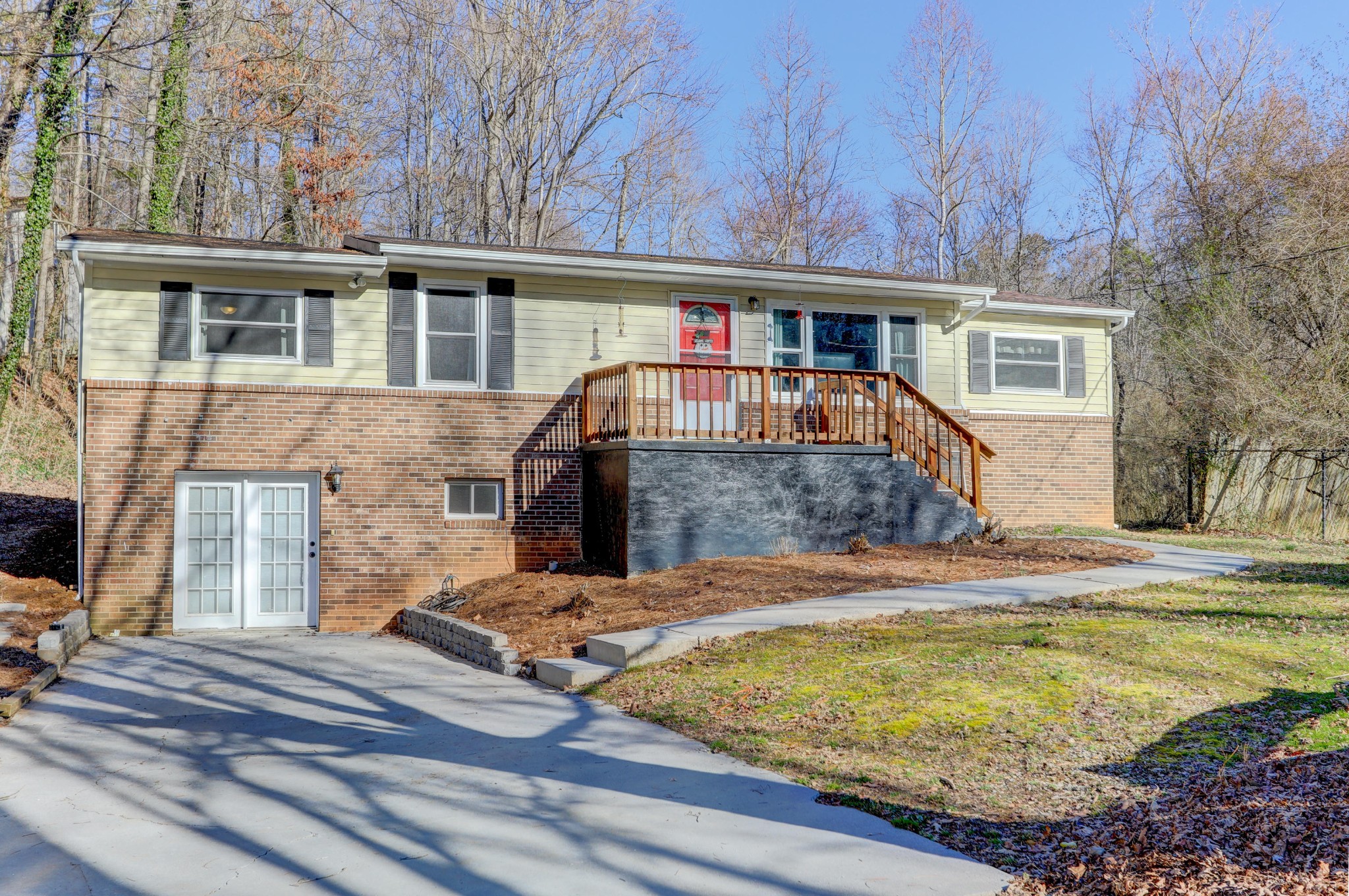 1210 Foust Carney Road Powell, TN 37849 - Photo 2 of 23 front view of house with a yard