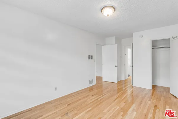 $1,995 | 1342 Yale Street, Unit B, Santa Monica, CA 90404