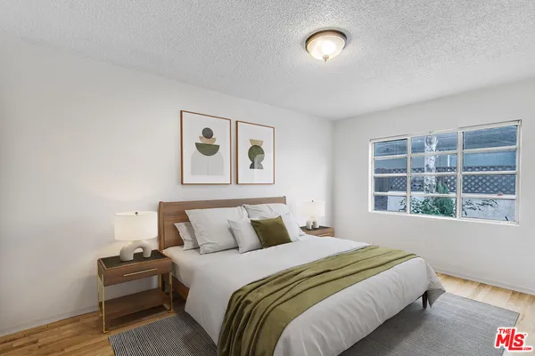 $1,995 | 1342 Yale Street, Unit B, Santa Monica, CA 90404