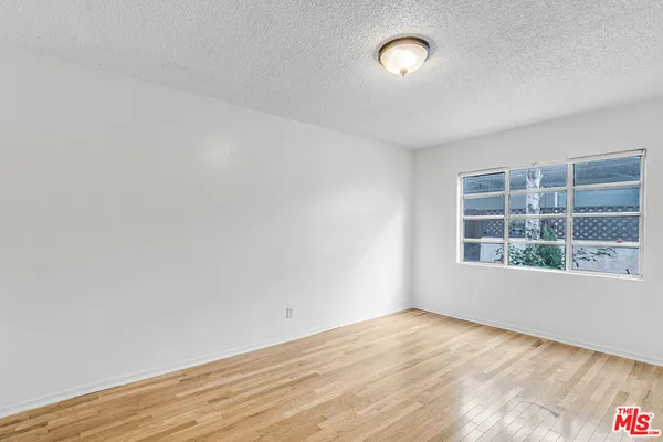 $1,995 | 1342 Yale Street, Unit B, Santa Monica, CA 90404