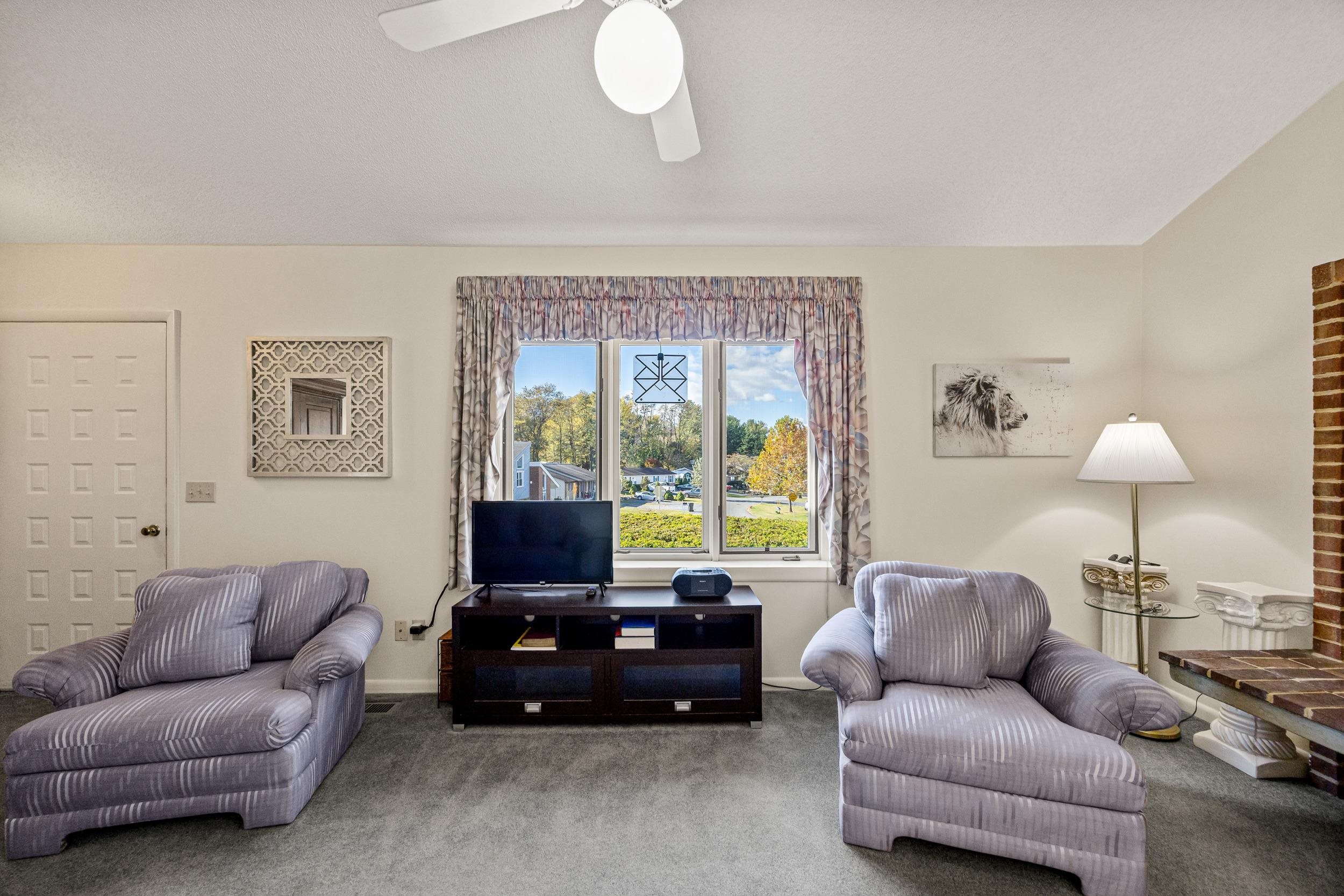 1093 Rosedale Drive Harrisonburg, VA 22801 - Photo 11 of 41 a living room with furniture and a large window