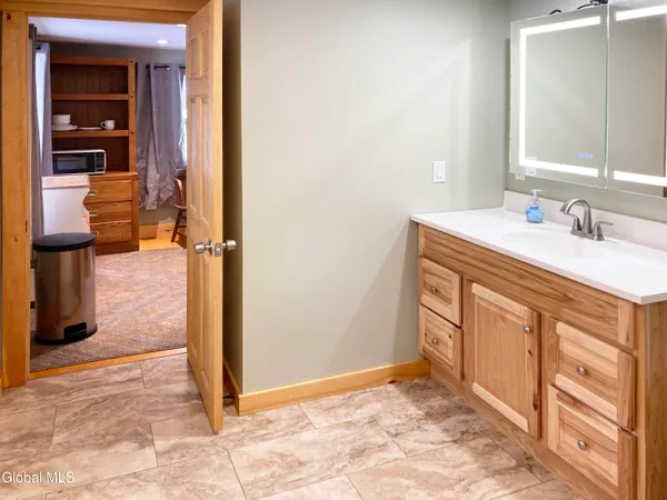 $2,000 | 107 Patten Mills Road, Kingsbury, NY 12804