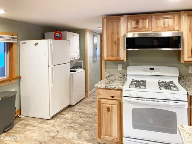 $2,000 | 107 Patten Mills Road, Kingsbury, NY 12804