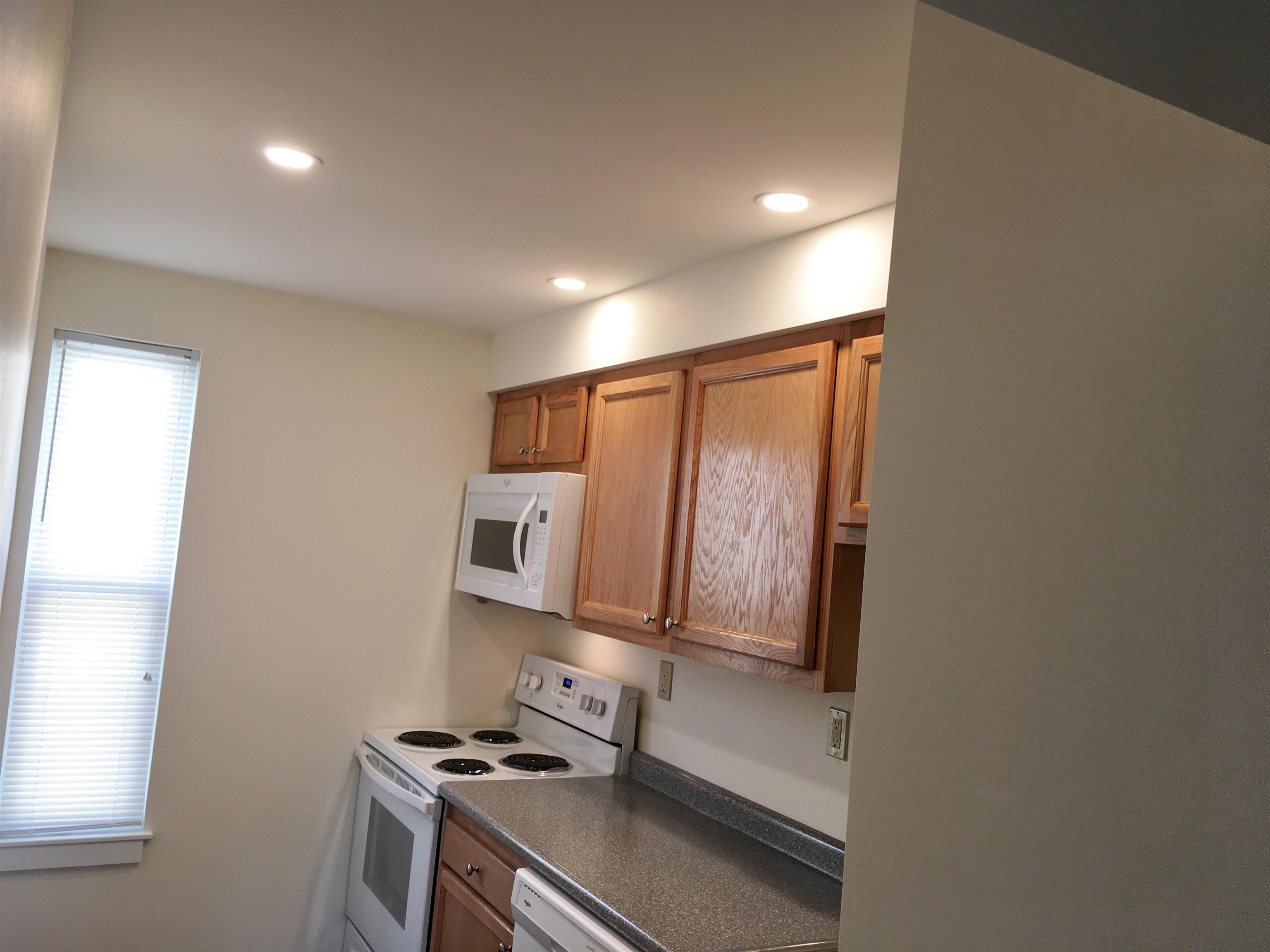 93 Second Street, Unit 3 Manchester, NH 03102 - Photo 11 of 57