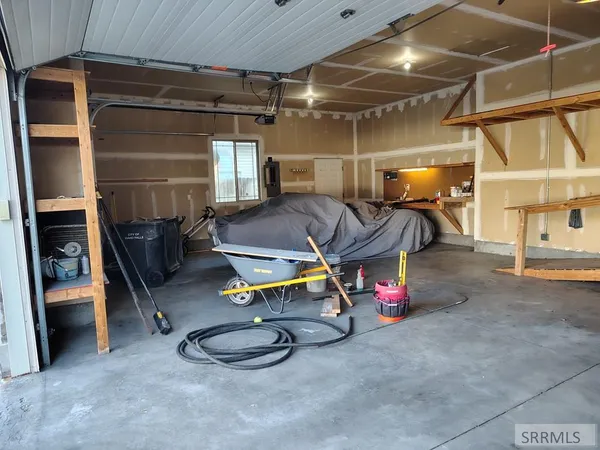 $575,000 | 3554 Burgundy Drive, Idaho Falls, ID 83404