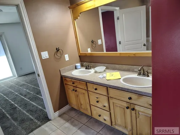 $575,000 | 3554 Burgundy Drive, Idaho Falls, ID 83404