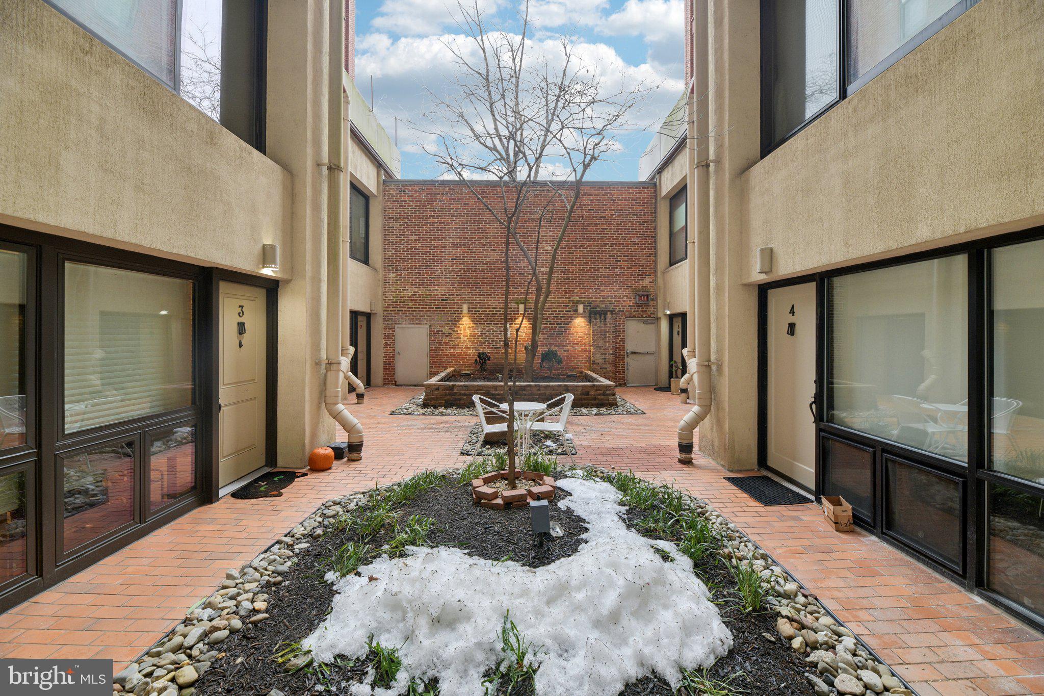 1615 Q Street Northwest, Unit 810 Washington, DC 20009 - Photo 29 of 41 Common Area- Courtyard